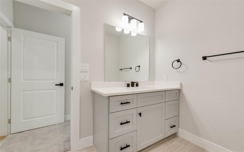 6810 Windward View Drive, Rowlett, TX 75088, 4 Bedrooms Bedrooms, ,3 BathroomsBathrooms,Residential,For Sale,6810 Windward View Drive,20905378