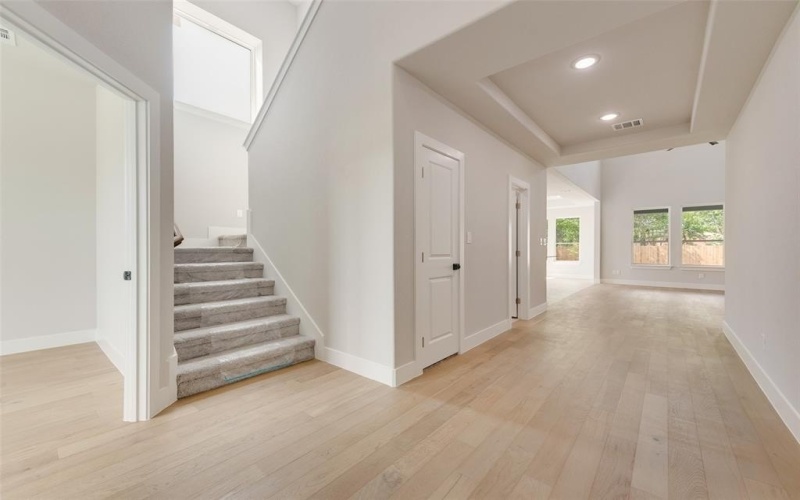 6810 Windward View Drive, Rowlett, TX 75088, 4 Bedrooms Bedrooms, ,3 BathroomsBathrooms,Residential,For Sale,6810 Windward View Drive,20905378