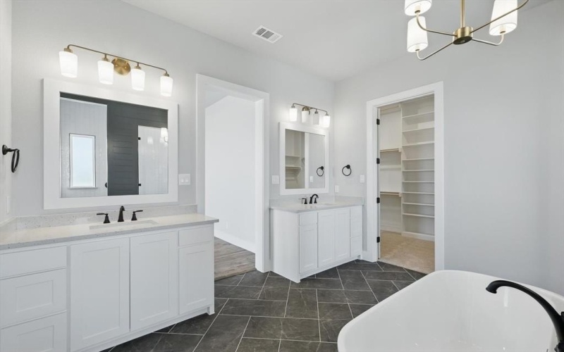 210 Everly Lane, Maypearl, TX 76084, 4 Habitaciones Habitaciones , ,2 BañosBaños,Residential,En Venta,210 Everly Lane,20892704