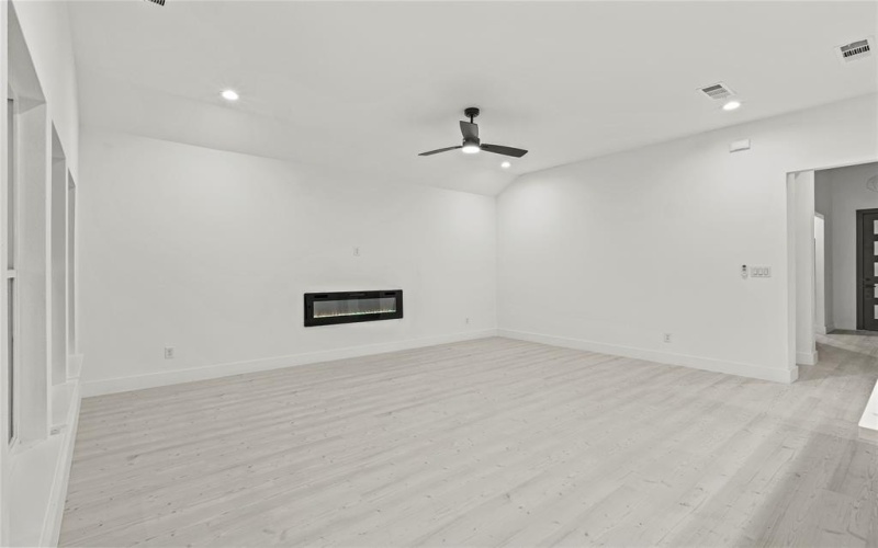 4731 Jones Street, Dallas, TX 75210, 3 Bedrooms Bedrooms, ,2 BathroomsBathrooms,Residential,For Sale,4731 Jones Street,20899227