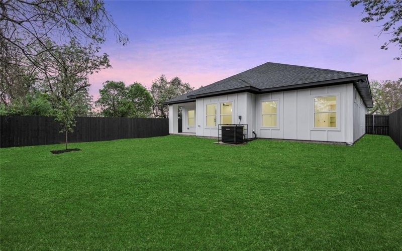 4731 Jones Street, Dallas, TX 75210, 3 Bedrooms Bedrooms, ,2 BathroomsBathrooms,Residential,For Sale,4731 Jones Street,20899227