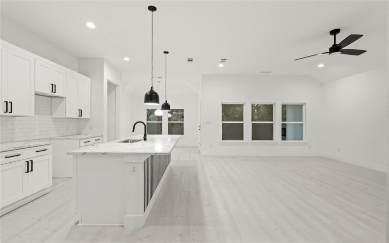 4731 Jones Street, Dallas, TX 75210, 3 Bedrooms Bedrooms, ,2 BathroomsBathrooms,Residential,For Sale,4731 Jones Street,20899227