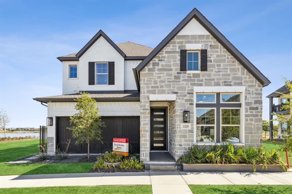 3329 Monarch Pass Drive, Arlington, TX 76005, 3 Bedrooms Bedrooms, ,2 BathroomsBathrooms,Residential,For Sale,3329 Monarch Pass Drive,20905753