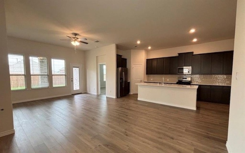 4189 Plateau Drive, Forney, TX 75126, 4 Bedrooms Bedrooms, ,2 BathroomsBathrooms,Residential,For Sale,4189 Plateau Drive,20924665