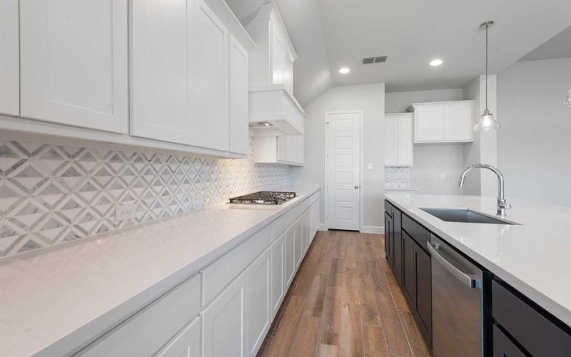 10480 Gray Hills Drive, Fort Worth, TX 76126, 4 Bedrooms Bedrooms, ,3 BathroomsBathrooms,Residential,For Sale,10480 Gray Hills Drive,20926774