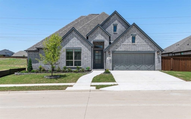 10480 Gray Hills Drive, Fort Worth, TX 76126, 4 Bedrooms Bedrooms, ,3 BathroomsBathrooms,Residential,For Sale,10480 Gray Hills Drive,20926774