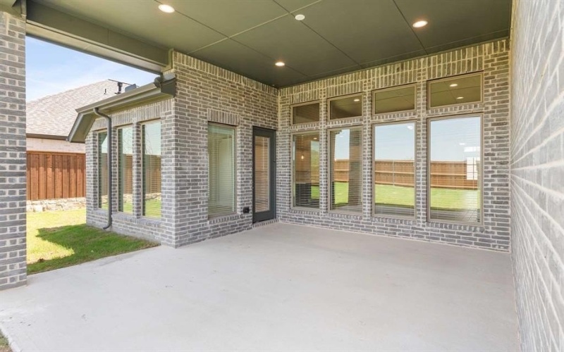 10480 Gray Hills Drive, Fort Worth, TX 76126, 4 Bedrooms Bedrooms, ,3 BathroomsBathrooms,Residential,For Sale,10480 Gray Hills Drive,20926774