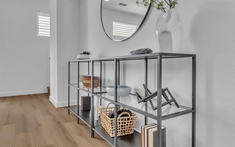 3612 N San Jacinto Avenue #107, Dallas, TX 75204, 3 Bedrooms Bedrooms, ,3 BathroomsBathrooms,Residential,For Sale,3612 N San Jacinto Avenue,20924978
