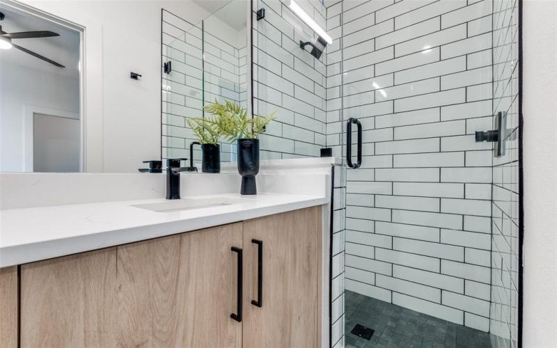 3612 N San Jacinto Avenue #107, Dallas, TX 75204, 3 Bedrooms Bedrooms, ,3 BathroomsBathrooms,Residential,For Sale,3612 N San Jacinto Avenue,20924978