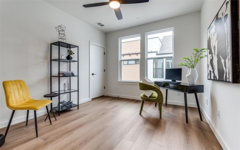 3612 N San Jacinto Avenue #107, Dallas, TX 75204, 3 Bedrooms Bedrooms, ,3 BathroomsBathrooms,Residential,For Sale,3612 N San Jacinto Avenue,20924978