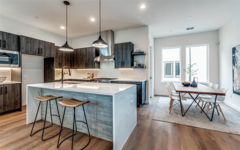 3612 N San Jacinto Avenue #107, Dallas, TX 75204, 3 Bedrooms Bedrooms, ,3 BathroomsBathrooms,Residential,For Sale,3612 N San Jacinto Avenue,20924978