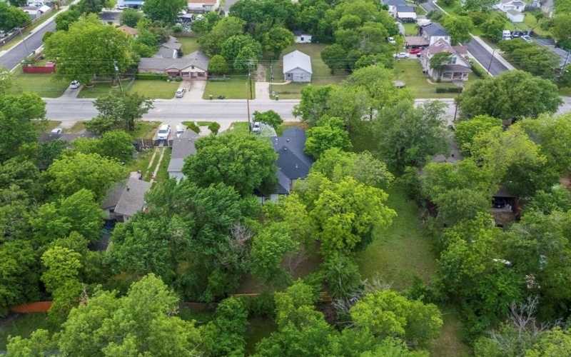 518 S Cockrell Hill Road, Cockrell Hill, TX 75211, 3 Bedrooms Bedrooms, ,2 BathroomsBathrooms,Residential,For Sale,518 S Cockrell Hill Road,20920717