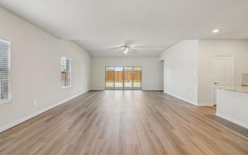 2315 Lone Star Lane, Seagoville, TX 75159, 4 Bedrooms Bedrooms, ,3 BathroomsBathrooms,Residential,For Sale,2315 Lone Star Lane,20923227