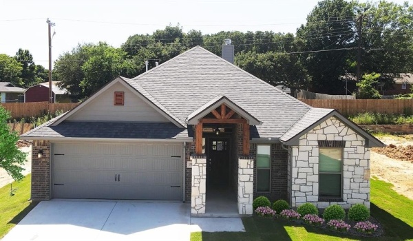 3919 Rose Hill Court, Denison, TX 75020, 3 Habitaciones Habitaciones , ,2 BañosBaños,Residential,En Venta,3919 Rose Hill Court,20915785