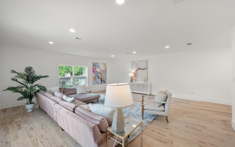 4401 El Campo Avenue, Fort Worth, TX 76107, 4 Bedrooms Bedrooms, ,3 BathroomsBathrooms,Residential,For Sale,4401 El Campo Avenue,20917763