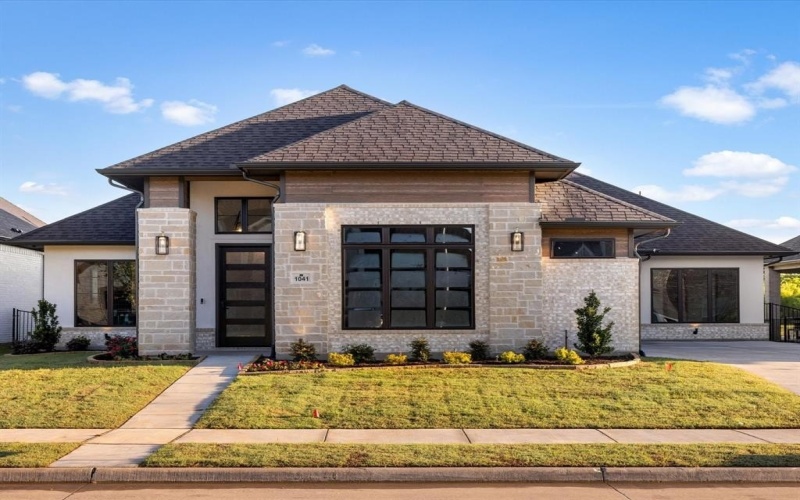 1041 Bandon Dunes Drive, Fort Worth, TX 76028, 4 Bedrooms Bedrooms, ,3 BathroomsBathrooms,Residential,For Sale,1041 Bandon Dunes Drive,20926069