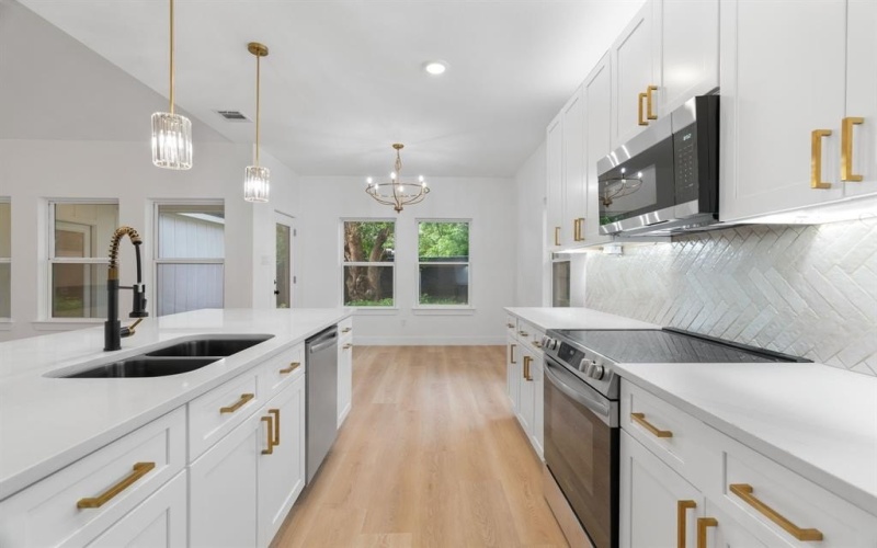 5120 Draper Street, Fort Worth, TX 76105, 3 Bedrooms Bedrooms, ,2 BathroomsBathrooms,Residential,For Sale,5120 Draper Street,20921585