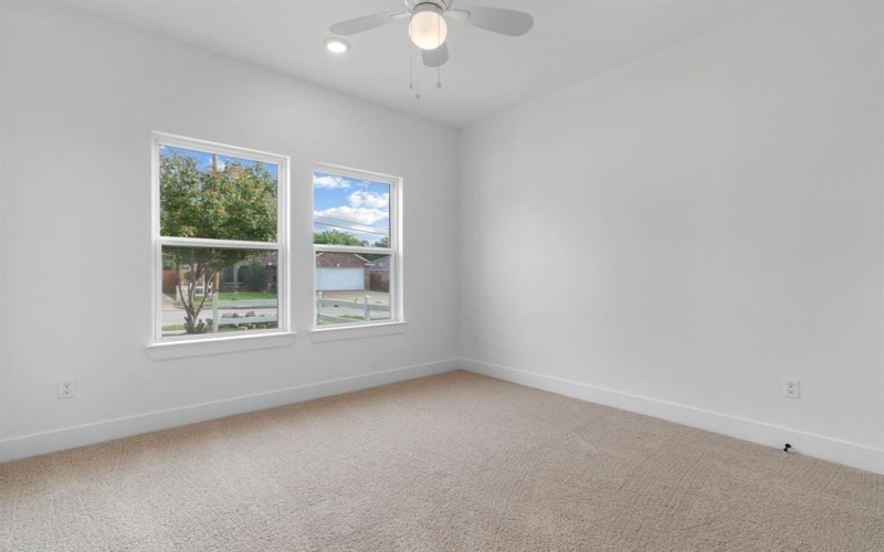 5120 Draper Street, Fort Worth, TX 76105, 3 Bedrooms Bedrooms, ,2 BathroomsBathrooms,Residential,For Sale,5120 Draper Street,20921585