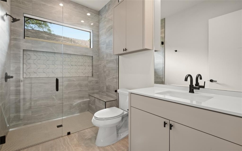 9834 Shoreview Road, Dallas, TX 75238, 5 Bedrooms Bedrooms, ,6 BathroomsBathrooms,Residential,For Sale,9834 Shoreview Road,20919864