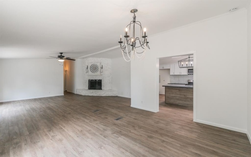 534 Private Road 3204, Bridgeport, TX 76426, 3 Bedrooms Bedrooms, ,2 BathroomsBathrooms,Residential,For Sale,534 Private Road 3204,20928802