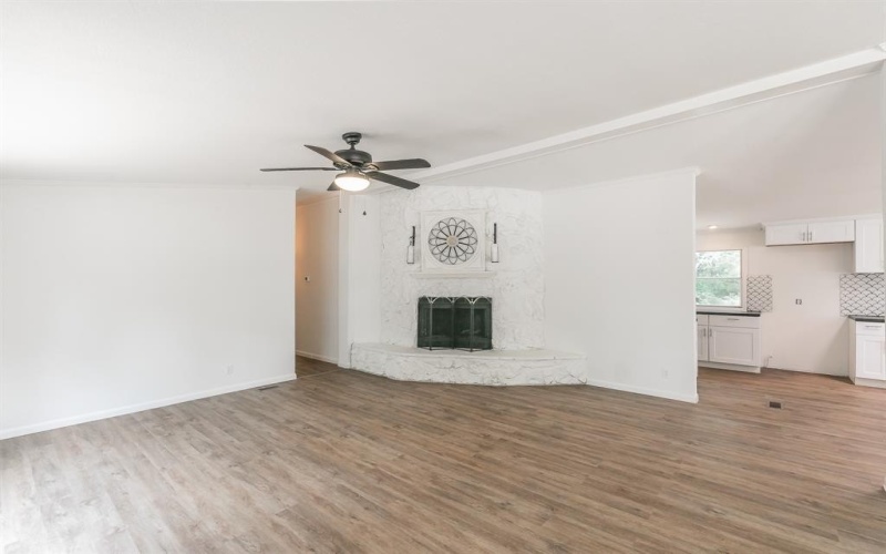 534 Private Road 3204, Bridgeport, TX 76426, 3 Bedrooms Bedrooms, ,2 BathroomsBathrooms,Residential,For Sale,534 Private Road 3204,20928802
