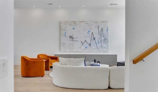 610 N Oak Cliff Boulevard #205, Dallas, TX 75208, 3 Habitaciones Habitaciones , ,3 BañosBaños,Residential,En Venta,610 N Oak Cliff Boulevard,20928303
