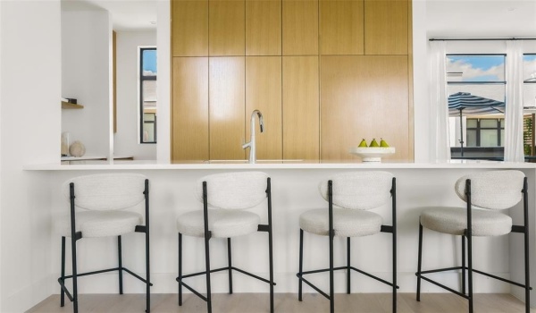 610 N Oak Cliff Boulevard #205, Dallas, TX 75208, 3 Habitaciones Habitaciones , ,3 BañosBaños,Residential,En Venta,610 N Oak Cliff Boulevard,20928303