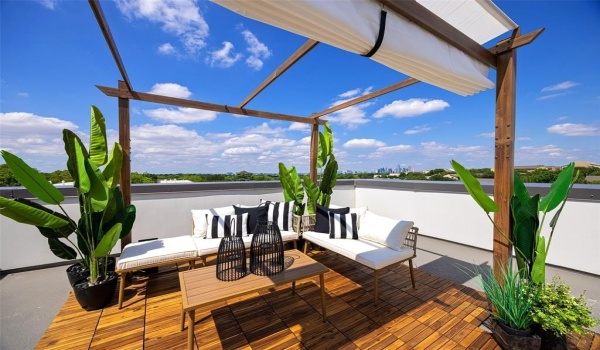 610 N Oak Cliff Boulevard #205, Dallas, TX 75208, 3 Habitaciones Habitaciones , ,3 BañosBaños,Residential,En Venta,610 N Oak Cliff Boulevard,20928303
