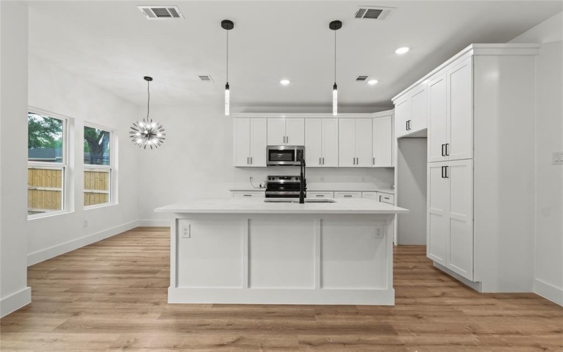2823 Peary Avenue, Dallas, TX 75215, 3 Habitaciones Habitaciones , ,2 BañosBaños,Residential,En Venta,2823 Peary Avenue,20926497