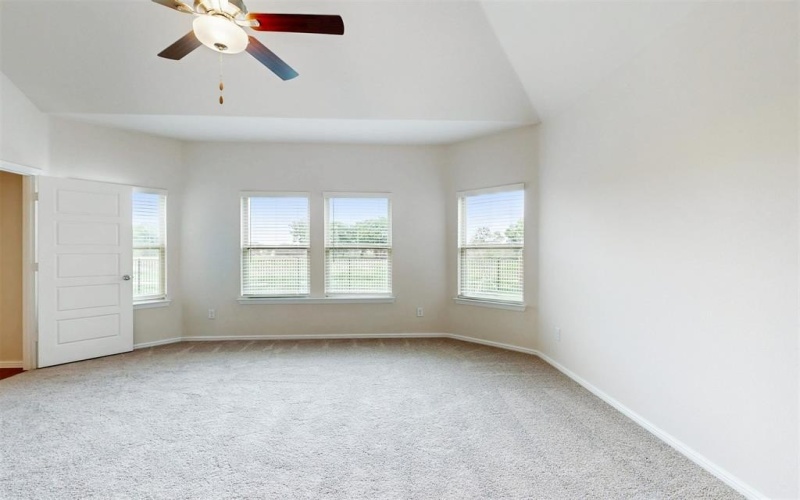 716 Parkside Drive, Justin, TX 76247, 5 Bedrooms Bedrooms, ,3 BathroomsBathrooms,Residential,For Sale,716 Parkside Drive,20924428
