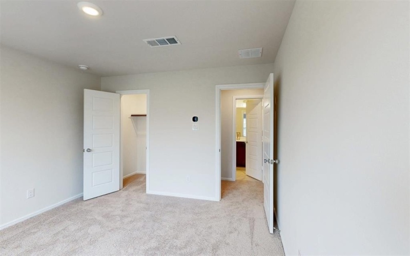 716 Parkside Drive, Justin, TX 76247, 5 Bedrooms Bedrooms, ,3 BathroomsBathrooms,Residential,For Sale,716 Parkside Drive,20924428