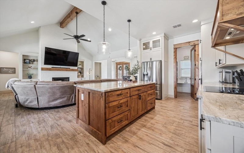 2028 Carrie Court, Weatherford, TX 76088, 4 Habitaciones Habitaciones , ,3 BañosBaños,Residential,En Venta,2028 Carrie Court,20928334