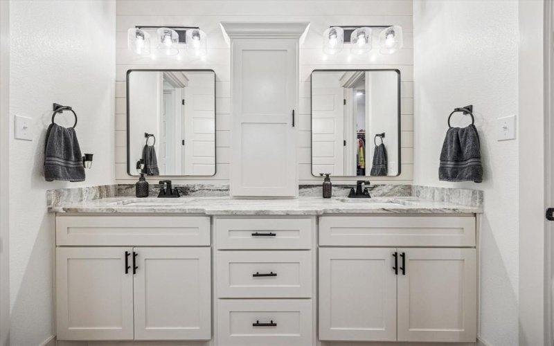 2028 Carrie Court, Weatherford, TX 76088, 4 Habitaciones Habitaciones , ,3 BañosBaños,Residential,En Venta,2028 Carrie Court,20928334