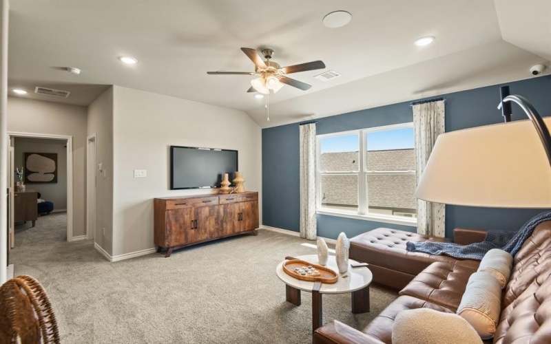 6933 Night Owl Lane, Fort Worth, TX 76036, 5 Habitaciones Habitaciones , ,3 BañosBaños,Residential,En Venta,6933 Night Owl Lane,20933339