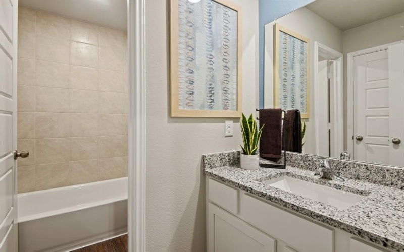 6933 Night Owl Lane, Fort Worth, TX 76036, 5 Habitaciones Habitaciones , ,3 BañosBaños,Residential,En Venta,6933 Night Owl Lane,20933339