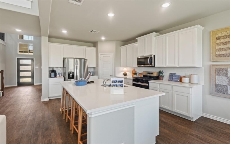6933 Night Owl Lane, Fort Worth, TX 76036, 5 Habitaciones Habitaciones , ,3 BañosBaños,Residential,En Venta,6933 Night Owl Lane,20933339