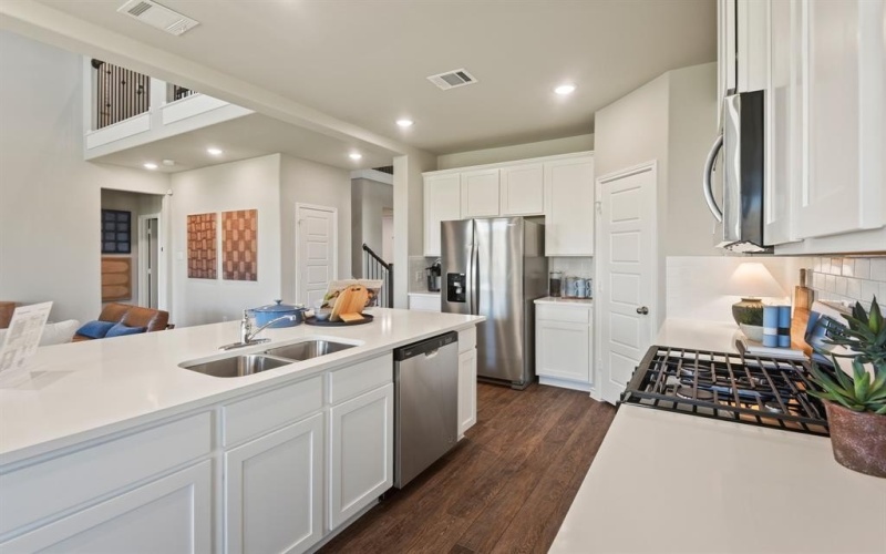 6933 Night Owl Lane, Fort Worth, TX 76036, 5 Habitaciones Habitaciones , ,3 BañosBaños,Residential,En Venta,6933 Night Owl Lane,20933339