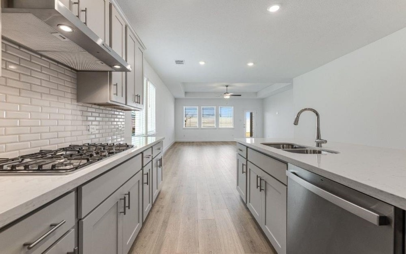 1225 La Bamba Drive, Fort Worth, TX 76052, 5 Habitaciones Habitaciones , ,3 BañosBaños,Residential,En Venta,1225 La Bamba Drive,20936782
