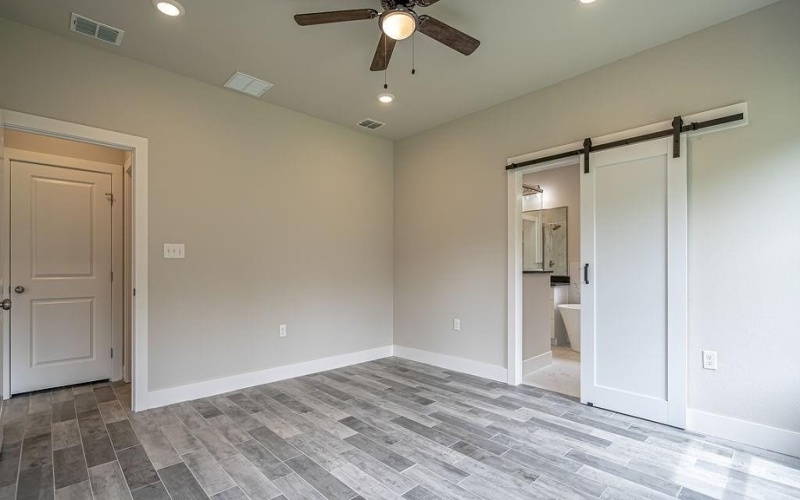 2100 Salina Circle, Granbury, TX 76048, 3 Bedrooms Bedrooms, ,2 BathroomsBathrooms,Residential,For Sale,2100 Salina Circle,20934018