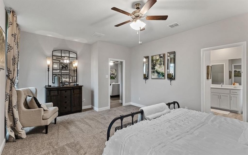 8725 TALLWOOD Lane, Justin, TX 76247, 5 Bedrooms Bedrooms, ,5 BathroomsBathrooms,Residential,For Sale,8725 TALLWOOD Lane,20934987