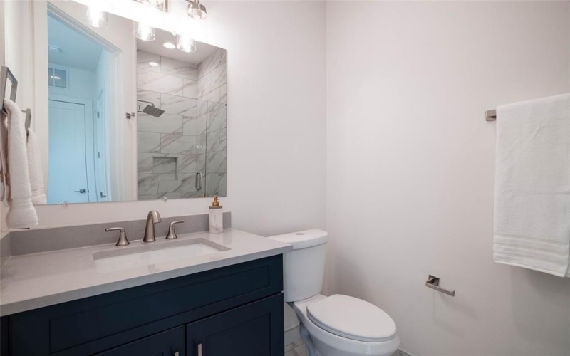 4517 Munger Avenue #104, Dallas, TX 75204, 2 Bedrooms Bedrooms, ,2 BathroomsBathrooms,Residential,For Sale,4517 Munger Avenue,20934226