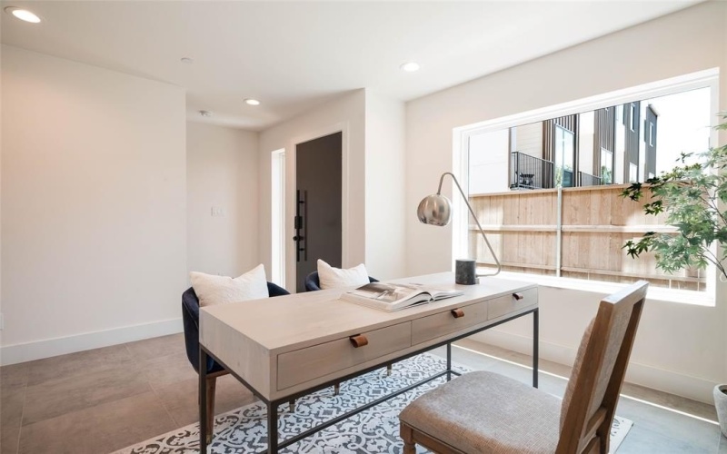 4517 Munger Avenue #104, Dallas, TX 75204, 2 Bedrooms Bedrooms, ,2 BathroomsBathrooms,Residential,For Sale,4517 Munger Avenue,20934226