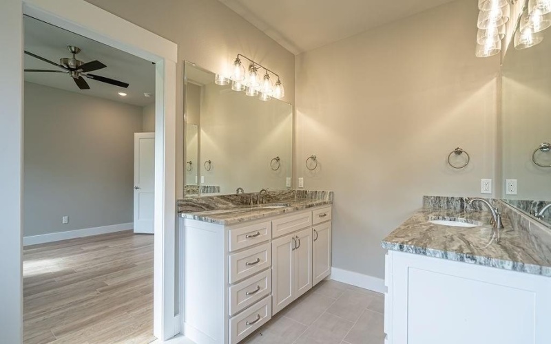 2048 Salina Circle, Granbury, TX 76048, 4 Bedrooms Bedrooms, ,3 BathroomsBathrooms,Residential,For Sale,2048 Salina Circle,20935469