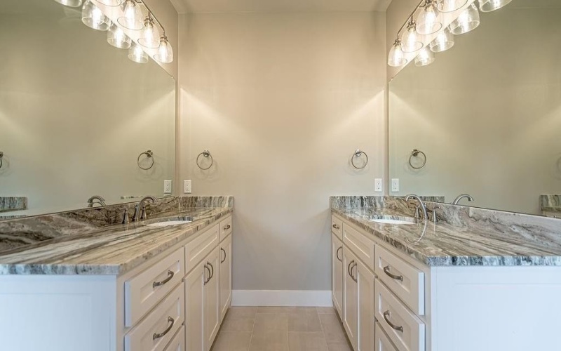 2048 Salina Circle, Granbury, TX 76048, 4 Bedrooms Bedrooms, ,3 BathroomsBathrooms,Residential,For Sale,2048 Salina Circle,20935469