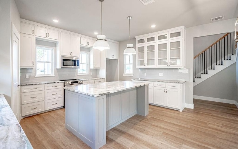 2048 Salina Circle, Granbury, TX 76048, 4 Bedrooms Bedrooms, ,3 BathroomsBathrooms,Residential,For Sale,2048 Salina Circle,20935469