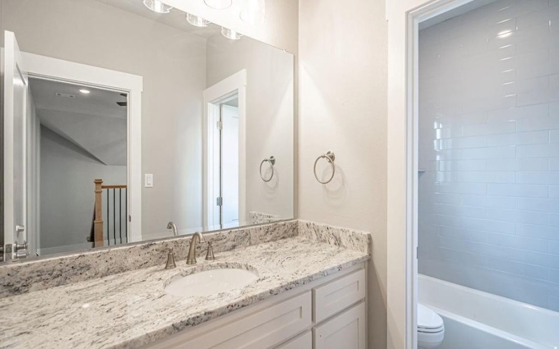 2048 Salina Circle, Granbury, TX 76048, 4 Bedrooms Bedrooms, ,3 BathroomsBathrooms,Residential,For Sale,2048 Salina Circle,20935469