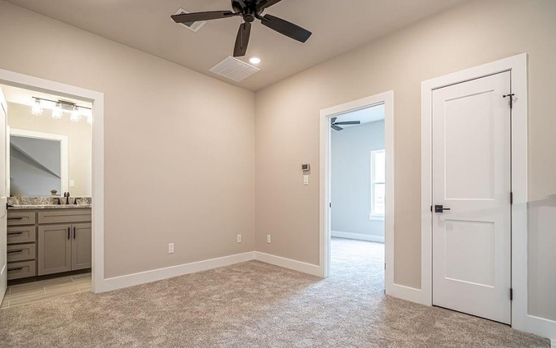 2204 Salina Circle, Granbury, TX 76048, 4 Bedrooms Bedrooms, ,3 BathroomsBathrooms,Residential,For Sale,2204 Salina Circle,20935788