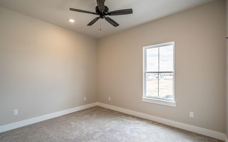2204 Salina Circle, Granbury, TX 76048, 4 Bedrooms Bedrooms, ,3 BathroomsBathrooms,Residential,For Sale,2204 Salina Circle,20935788