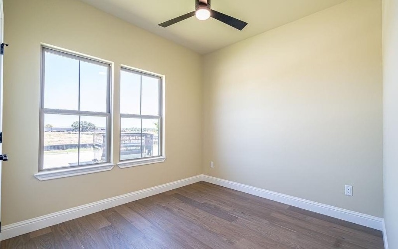 2104 Salina Circle, Granbury, TX 76048, 3 Bedrooms Bedrooms, ,2 BathroomsBathrooms,Residential,For Sale,2104 Salina Circle,20935841