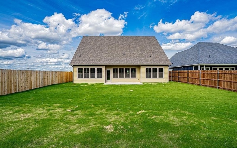 2104 Salina Circle, Granbury, TX 76048, 3 Bedrooms Bedrooms, ,2 BathroomsBathrooms,Residential,For Sale,2104 Salina Circle,20935841